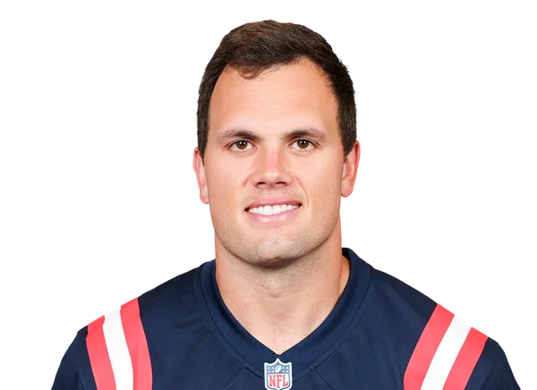 Hunter Henry headshot